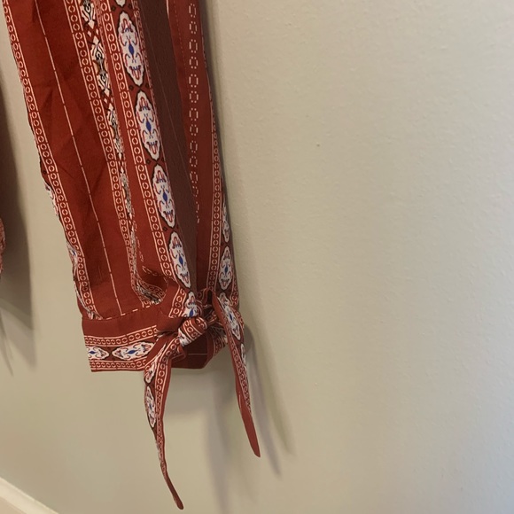 SHEIN Red Belted Geo Print Split Hem Pants #158 - Picture 5 of 9